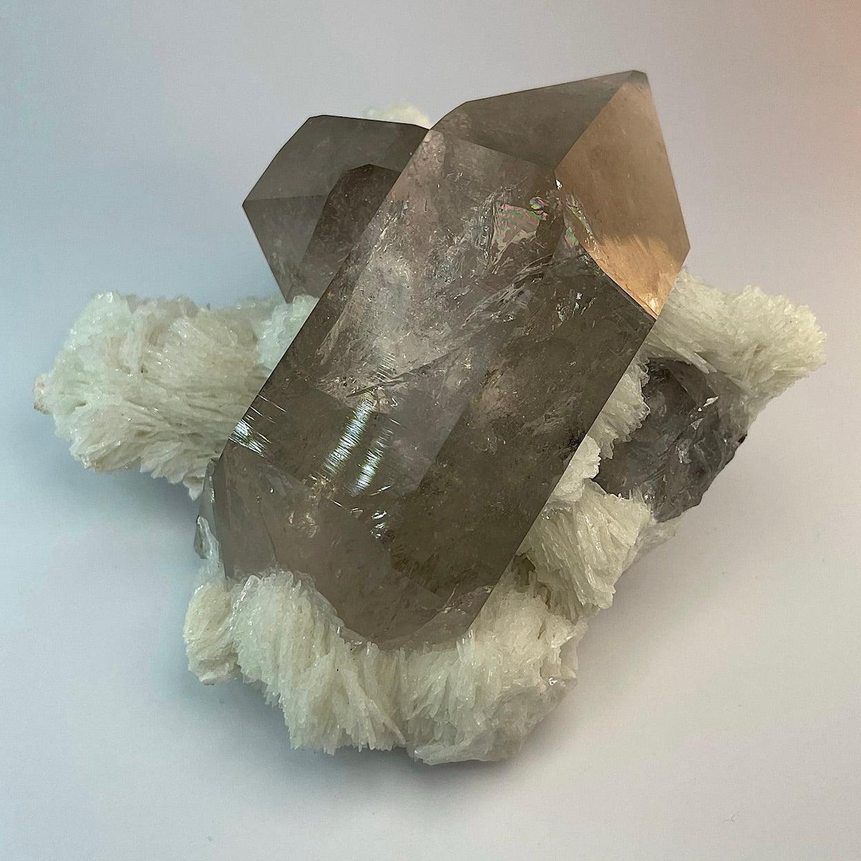 Smoky Quartz Albaite