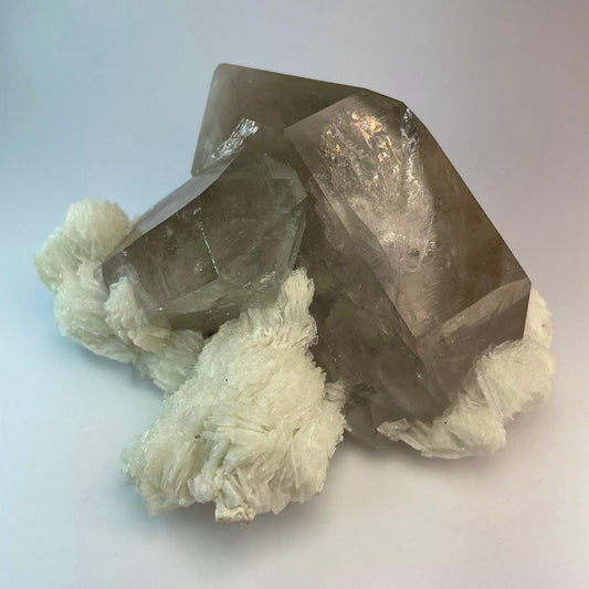 Smoky Quartz Albaite