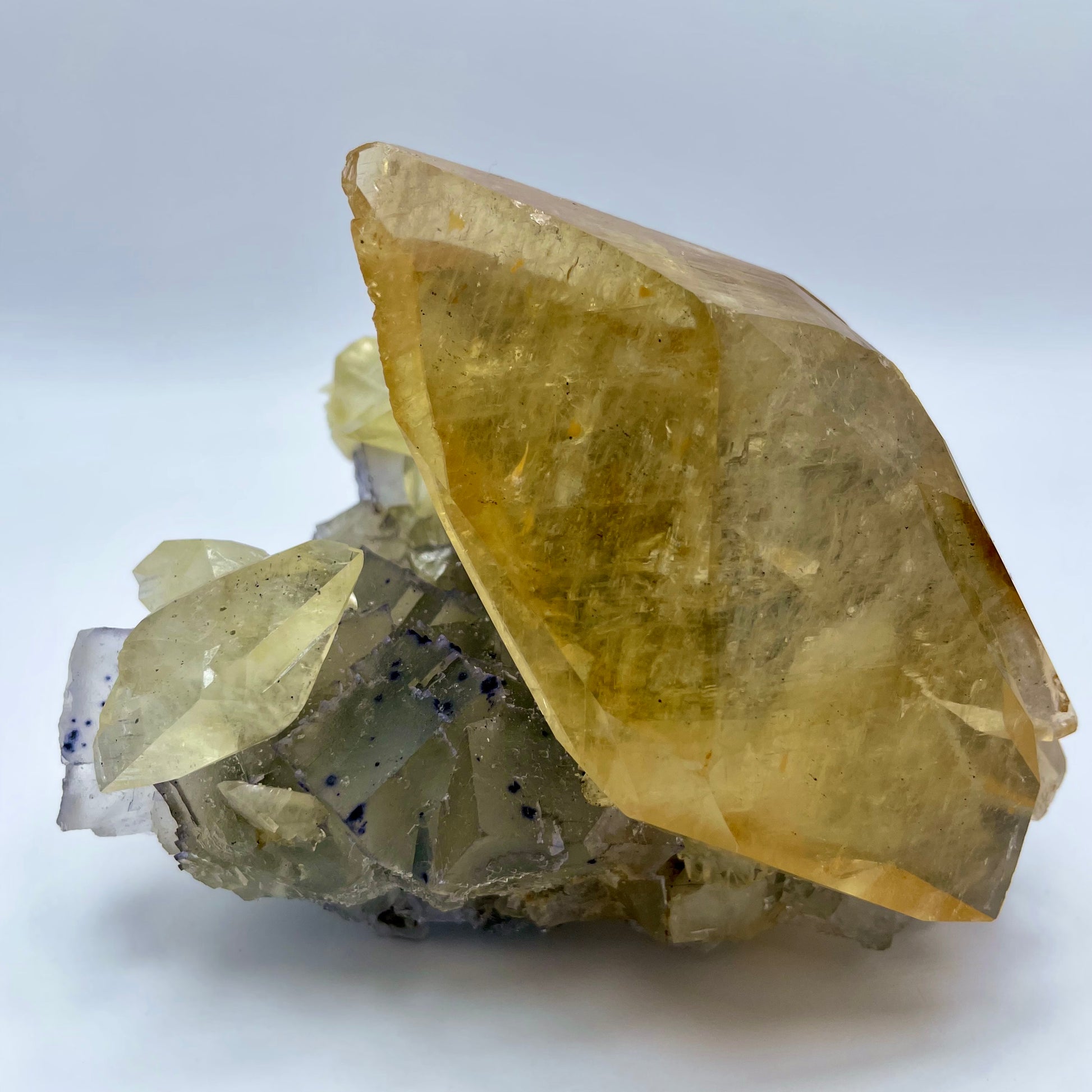 Yellow Calcite on Fluorite and Sphalerite