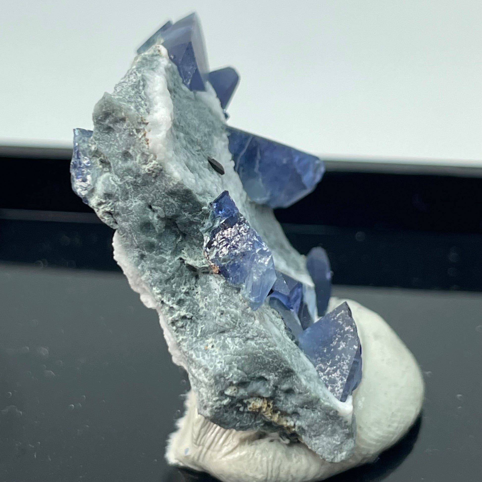 Aesthetic Benitoite Neptunite Natrolite Mineral