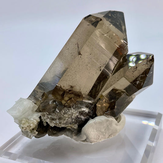 Benitoite Neptunite Natrolite Mineral