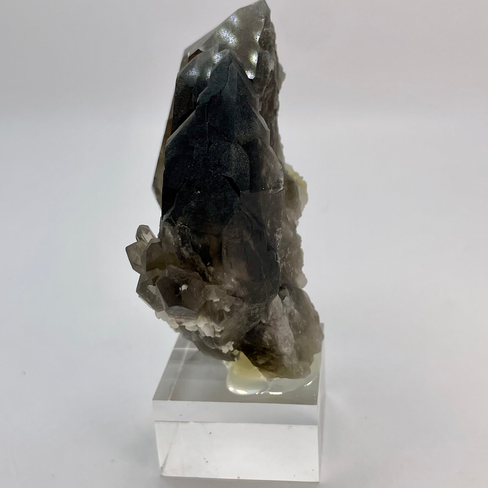 Benitoite Neptunite Natrolite Mineral