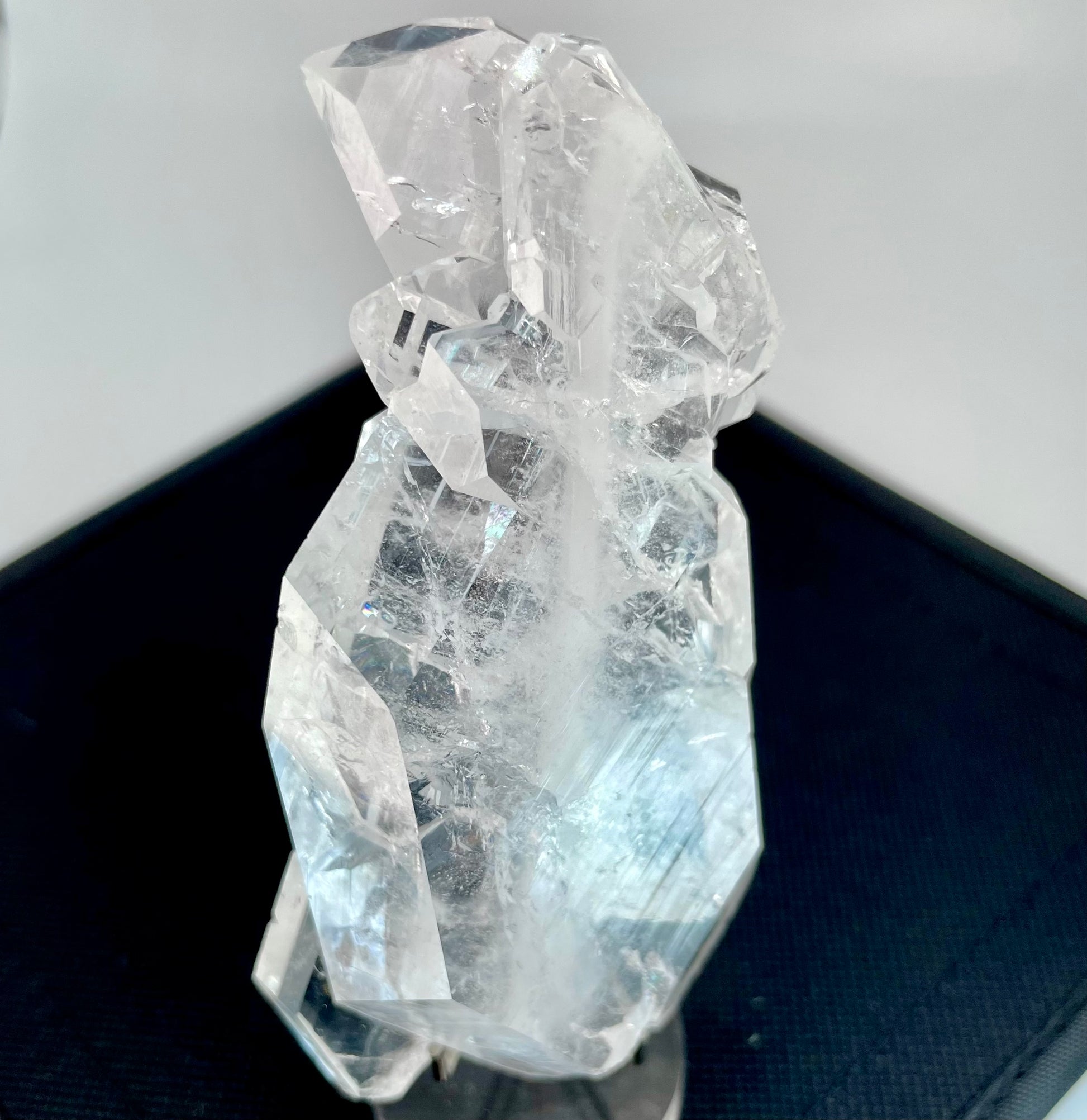 Faden Quartz Pakistan