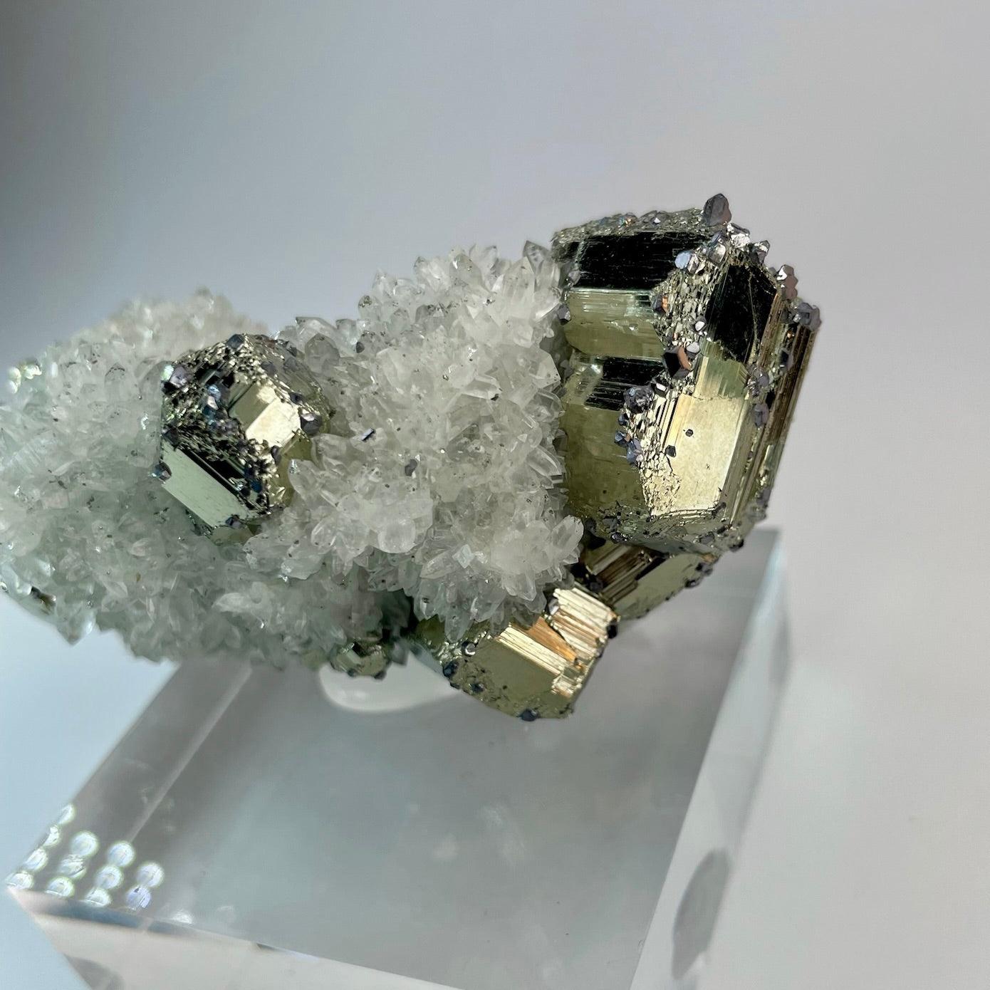 Pyrite Quartz Sphalerite Peru